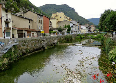 Saint rambert en bugey route du bugey guide touristique de l ain