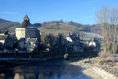 Sainte eulalie d olt plus beaux villages de france vue du village routes touristiques de aveyron guide du tourisme midi pyrenees