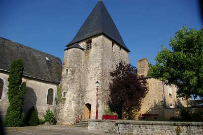 Saulges petite cite de caractere l eglise notre dame routes touristiques de mayenne guide du tourisme pays de la loire