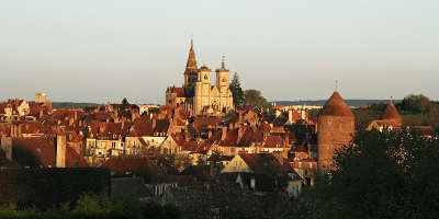 Saumur en auxois routes touristiques en cote d or guide du tourisme en bourgogne