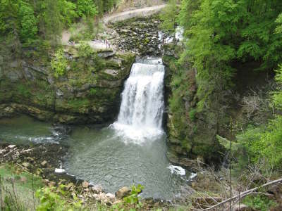 Saut du doubs vallee du doubs et du dessoubre routes touristiques du doubs guide du tourisme de franche conte