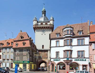 Selestat la tour de l horloge route touristique du bas rhin guide du tourisme d alsace