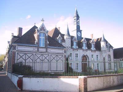 Senonches la mairie road trip dans l eure et loir guide du tourisme centre val de loire