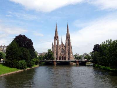 Strasbourg eglise protestante saint paul route touristique du bas rhin guide du tourisme d alsace