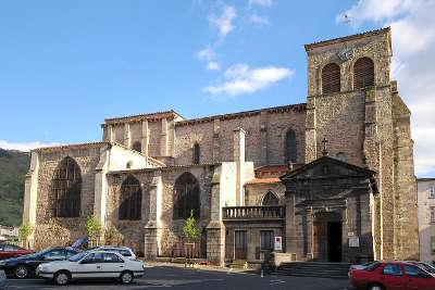 Thiers eglise saint genes a thiers routes touristiques du puy de dome guide touristique auvergne