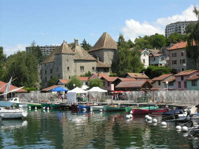 Thonon les bains station thermale le port routes touristiques de haute savoie guide du tourisme de rhone alpes