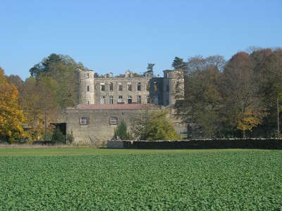 Tremilly le chateau routes touristiques dans la haute marne guide du tourisme grand est