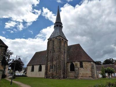 Unverre eglise saint martin road trip dans l eure et loir guide du tourisme centre val de loire
