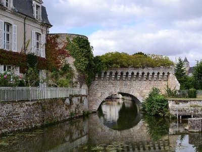 Vendome remparts road trip dans le loir et cher guide du tourisme centre val de loire