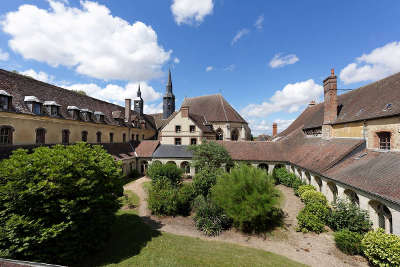 Verneuil sur avre plus beau detour abbaye saint nicolas routes touristiques de eure guide touristique de haute normandie