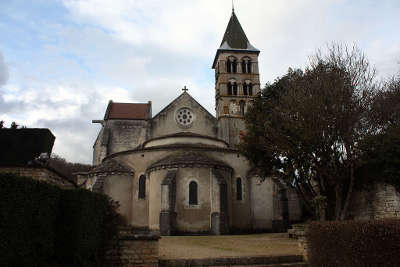 Vignory petite cite de caractere l eglise saint etienne routes touristiques dans la haute marne guide du tourisme grand est