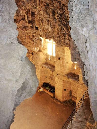 Villecroze les grottes cite de caractere grottes troglodytiques routes touristiques du var guide touristique de la provence alpes cote d azur