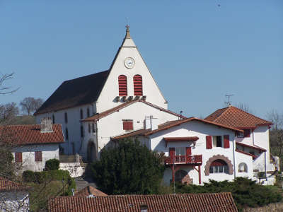 Villefranque eglise routes touristiques des pyrenees atlantiques guide du tourisme nouvelle aquitaine